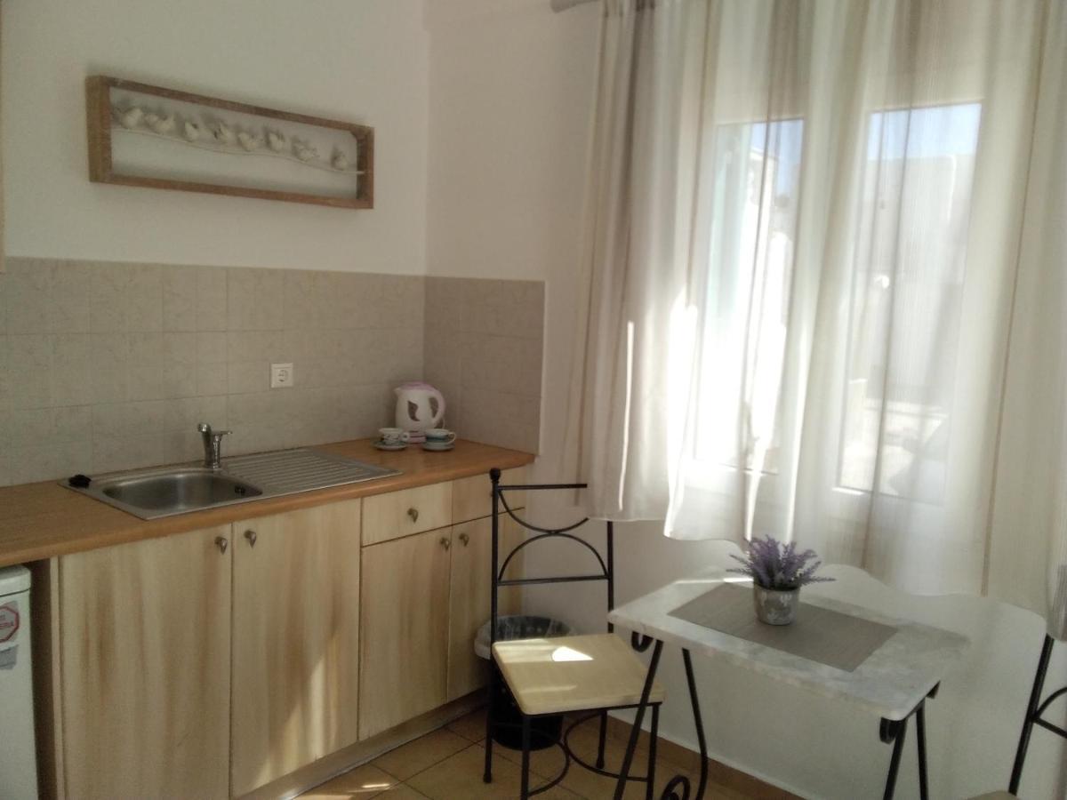 Celeste Apartments Орнос Экстерьер фото